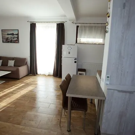 Angi Apartament *