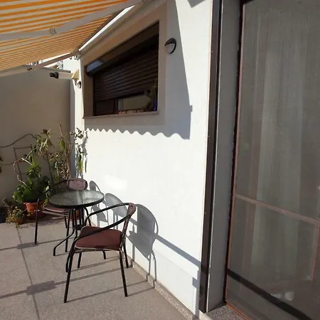 Angi Apartament * Năvodari